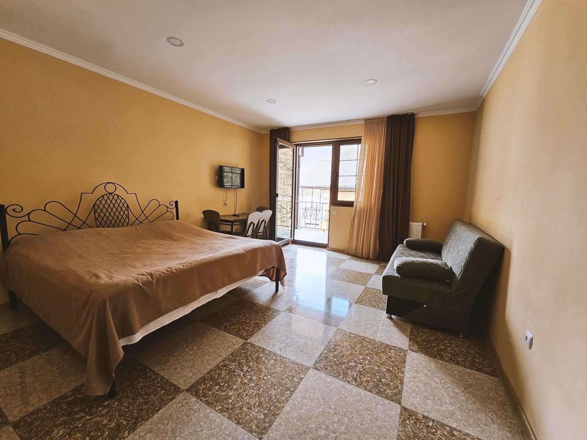 Tourist Complex Khomi Otel Ch'argali Oda fotoğraf